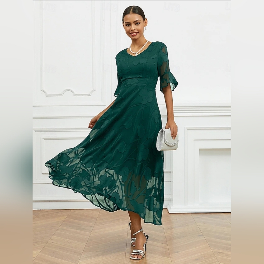 Elegant Green Maxi Dress